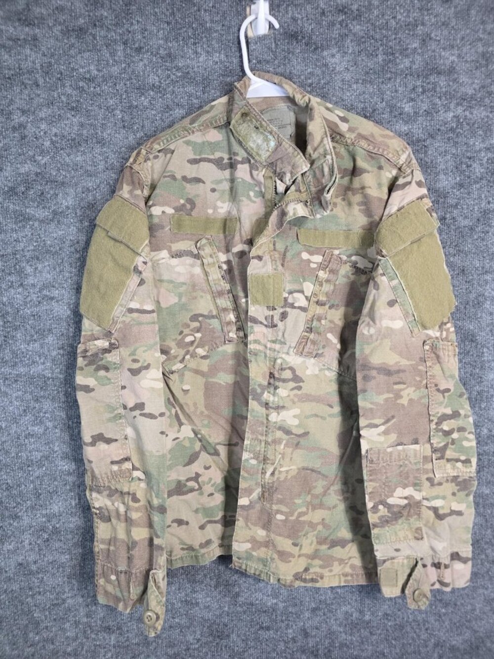 US Army Combat Uniform Jacket Mens Medium Regular OCP Multicam Camo Coat Ripstop